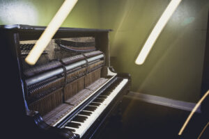 Old Piano